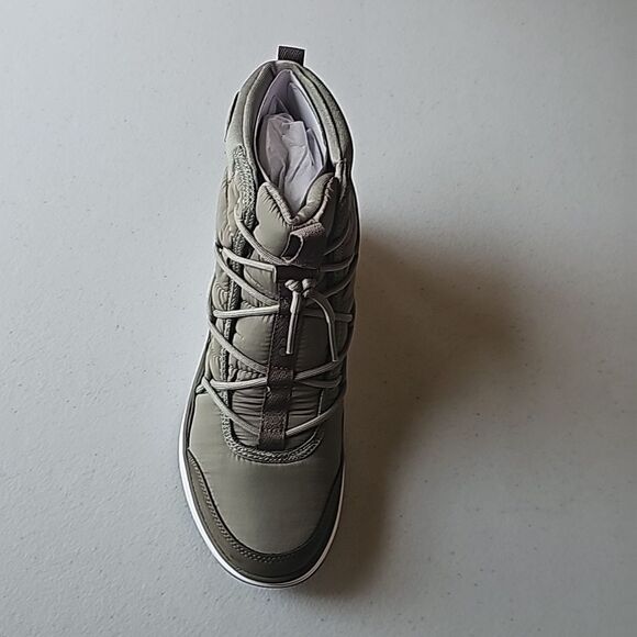 New Ryka Vetiver Waterproof Brae Boots, Size 6 - Picture 5 of 7